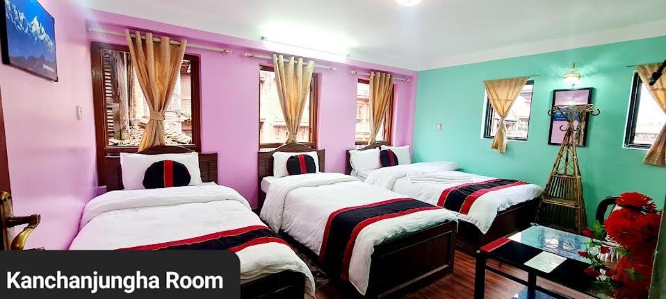 Annapurna Guest House And Rooftop Restaurant Bhatgoan 外观 照片